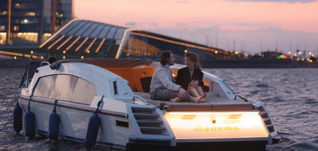  "Romanic boat date in St. Peterburg" №1