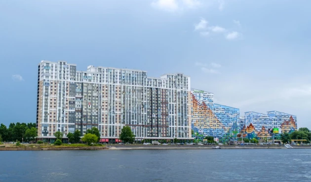 Countless high-rise buildings. The only consolation is that they are right next to an experimental nuclear reactor, so the issue with electricity has been resolved.