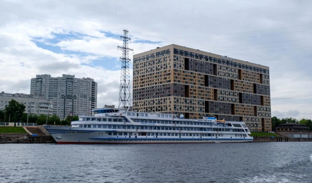 One of the berths for cruise shi...Pfft, wait, do you see THIS too?