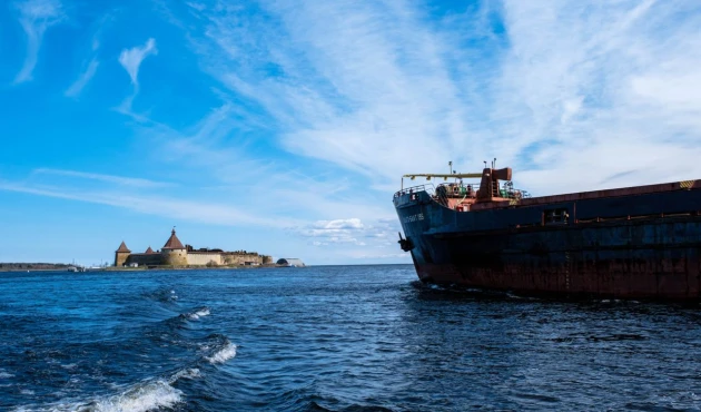 Beyond the Nut is the vast Lake Ladoga
