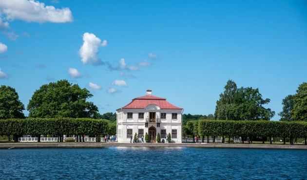 The Marley Pavilion in the Western part of the Lower Park. It is famous for its "Frenchness": neatly trimmed lime alleys, carp ponds, and an abundance of sky