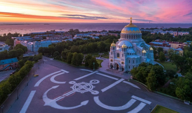 St. Nicholas Naval Cathedral is designed to be the tallest building in Kronstadt and serve as a landmark for incoming ships from afar.