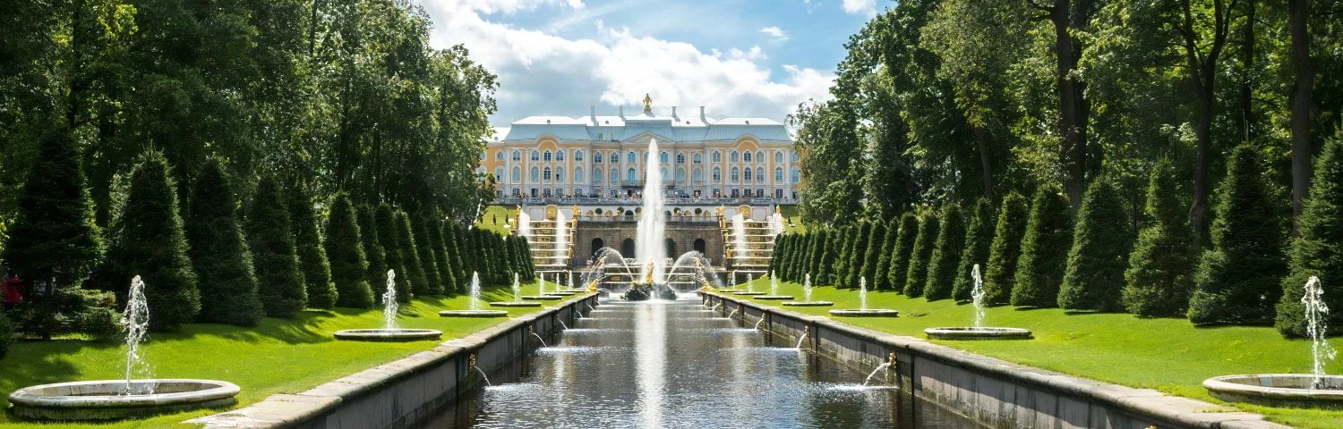 Voyage to Peterhof