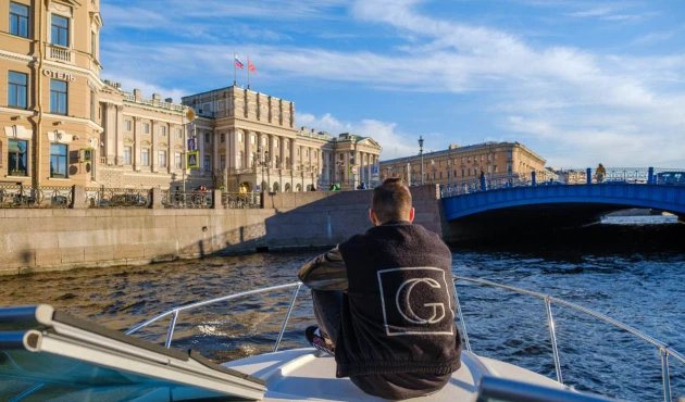 The Blue Bridge and the Mariinsky Palace. This is now the legislative assembly.
