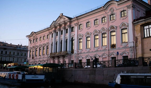 And this is the Stroganov Palace. But you seem to already know each other.