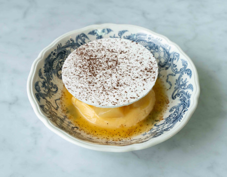 Pavlova with pear and passion fruit