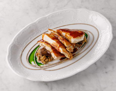 Chicken with spelt and porcini mushrooms