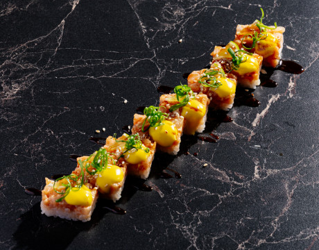 Red Parrot Oshizushi Rolls