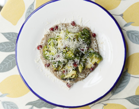 Broccoli with Pomegranate Tahini