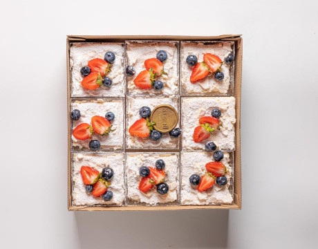 Meringue dessert set