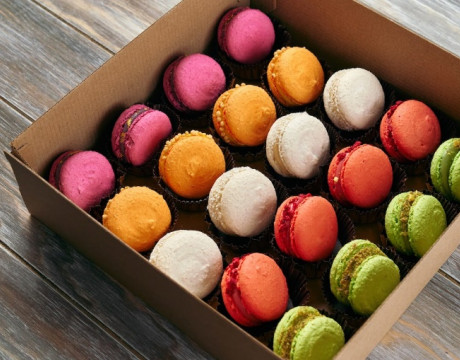 Macarons set