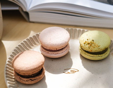 Sea buckthorn macarons